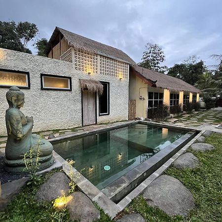 Bamboo Oasis Hotel Ubud Exterior foto