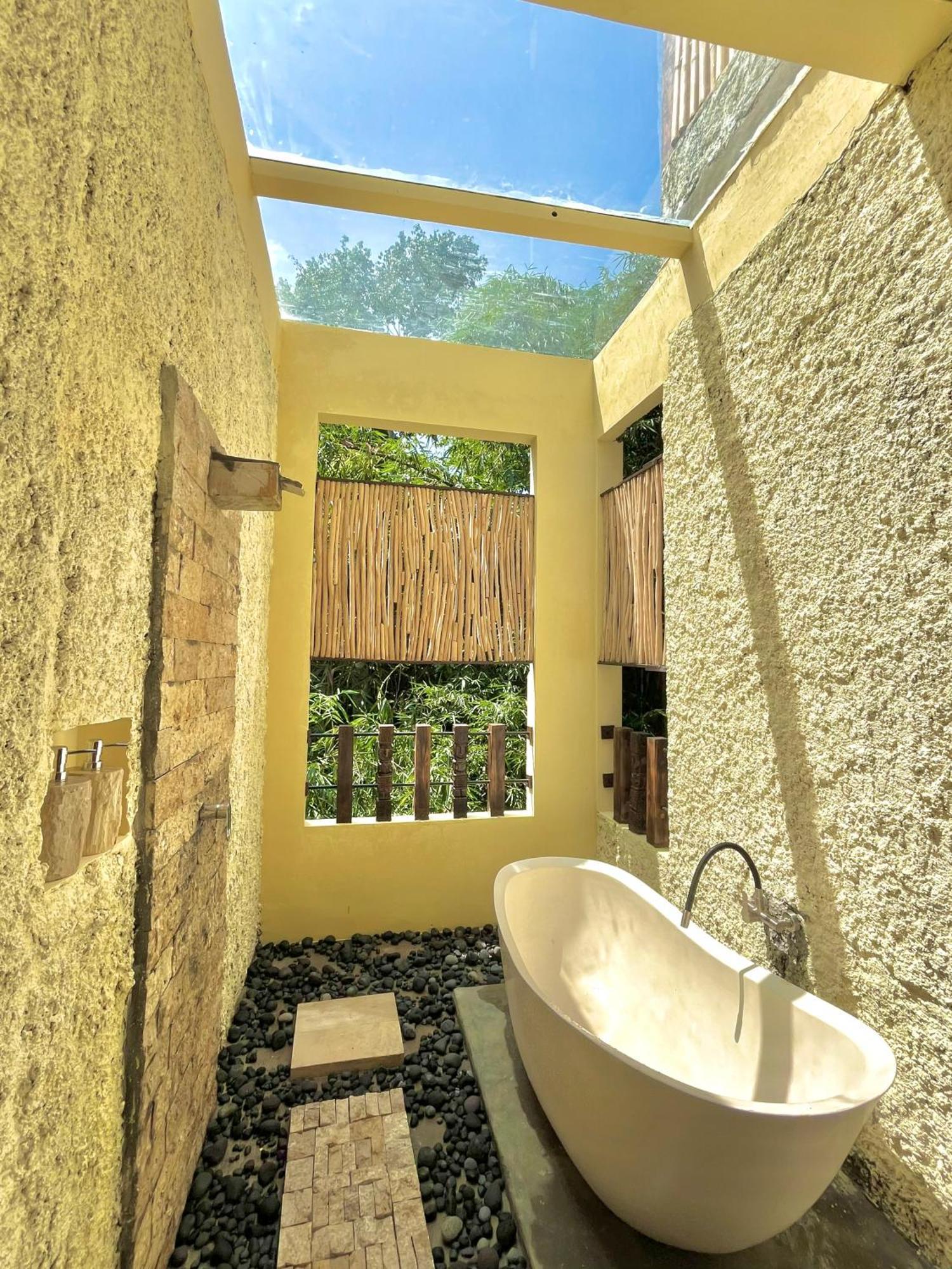 Bamboo Oasis Hotel Ubud Exterior foto